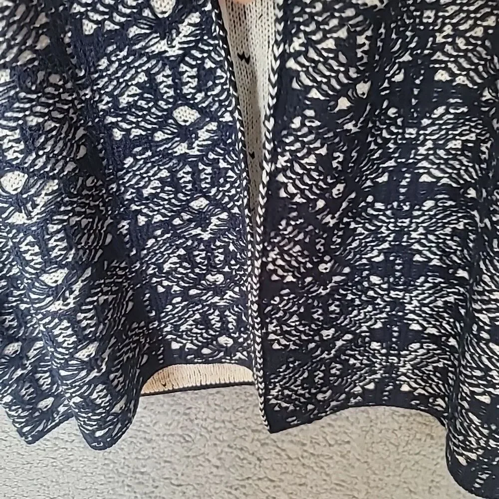 NWT Chico’s Cardigan Sweater Blue Textured Lace Jaspreet Womens Size 1 (wmns 8)